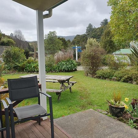 Kauri Coast Top 10 Holiday Park Kaihu Exterior photo