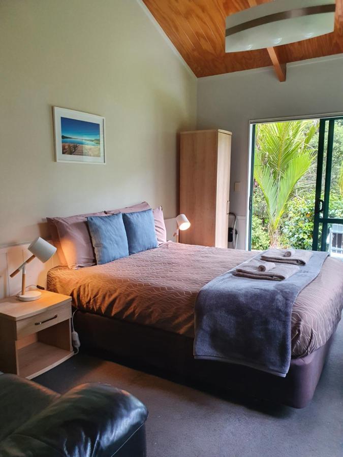 Kauri Coast Top 10 Holiday Park Kaihu Exterior photo